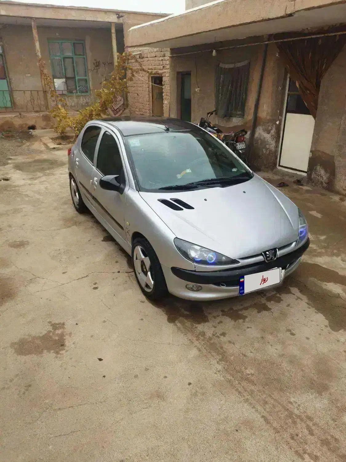 206مدل 85 لوازمی|خودرو سواری و وانت|شال, |دیوار