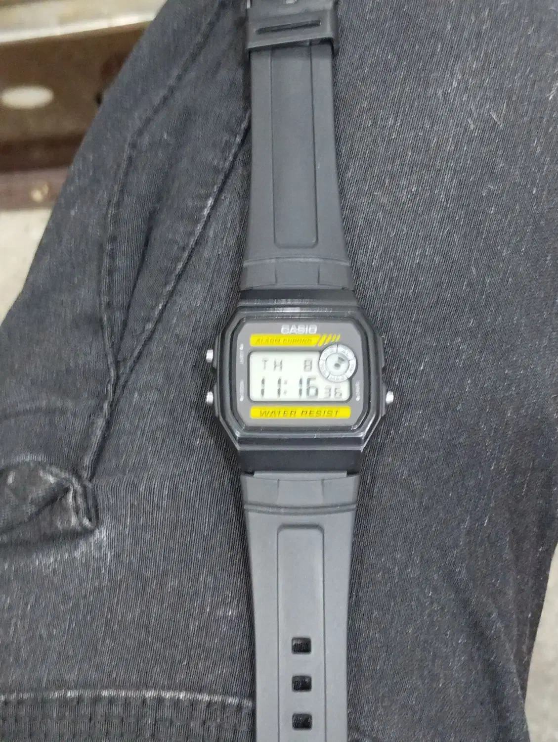 فروش یک عدد ساعت مچی مارک کاسیو مدل f94w|ساعت|بوکان, |دیوار