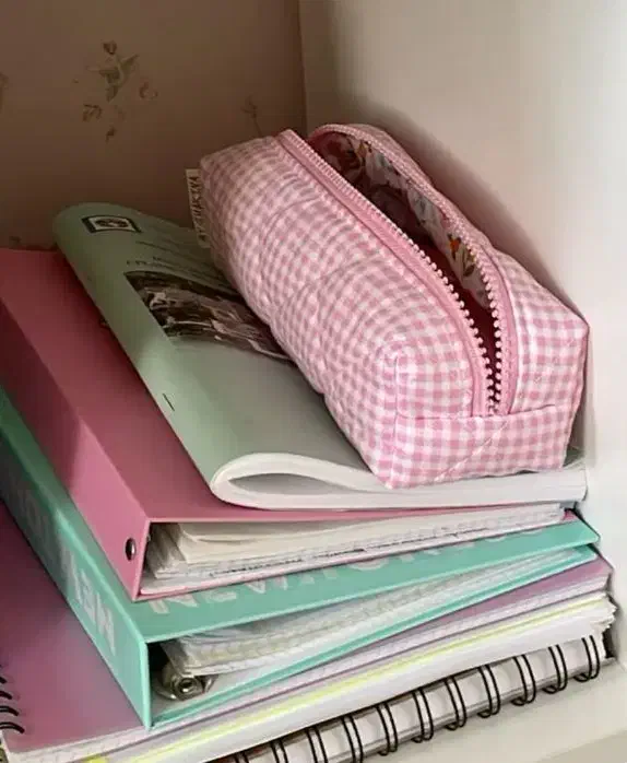 میکاپ بگ، جامدادی|کیف، کفش، کمربند|جاجرم, |دیوار