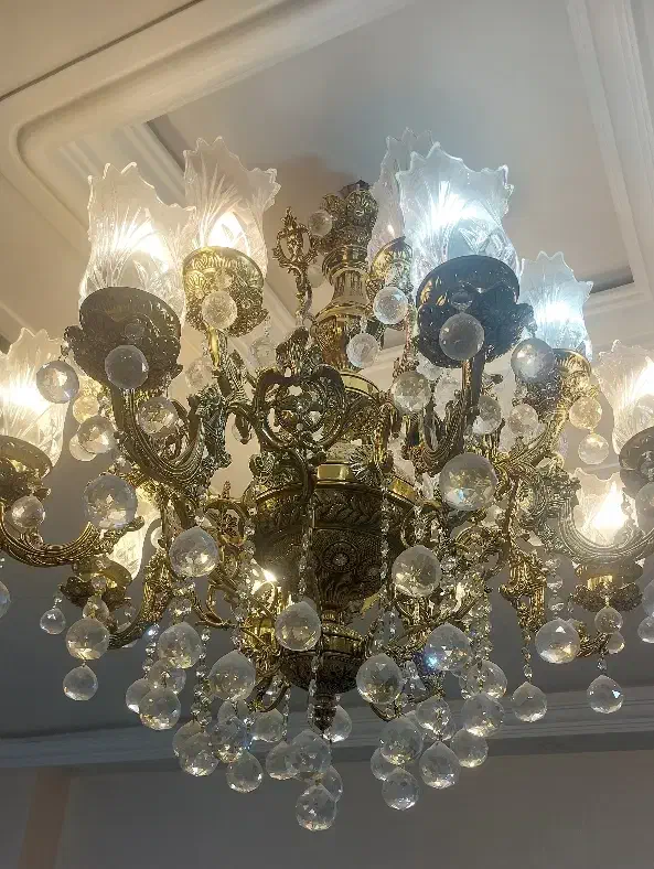 لوستر برنزی ۸ شاخه ۱۶ شعله|لوستر و چراغ آویز|خرم‌آباد, |دیوار