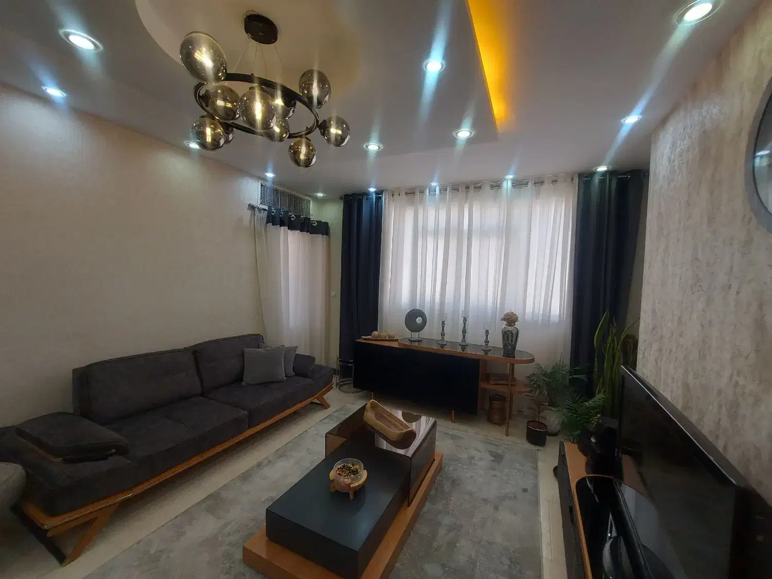 رهن واحد فوقالعاده لوکس (املاک بخشی)|اجارهٔ آپارتمان|صدرا-فارس, فاز ۱|دیوار