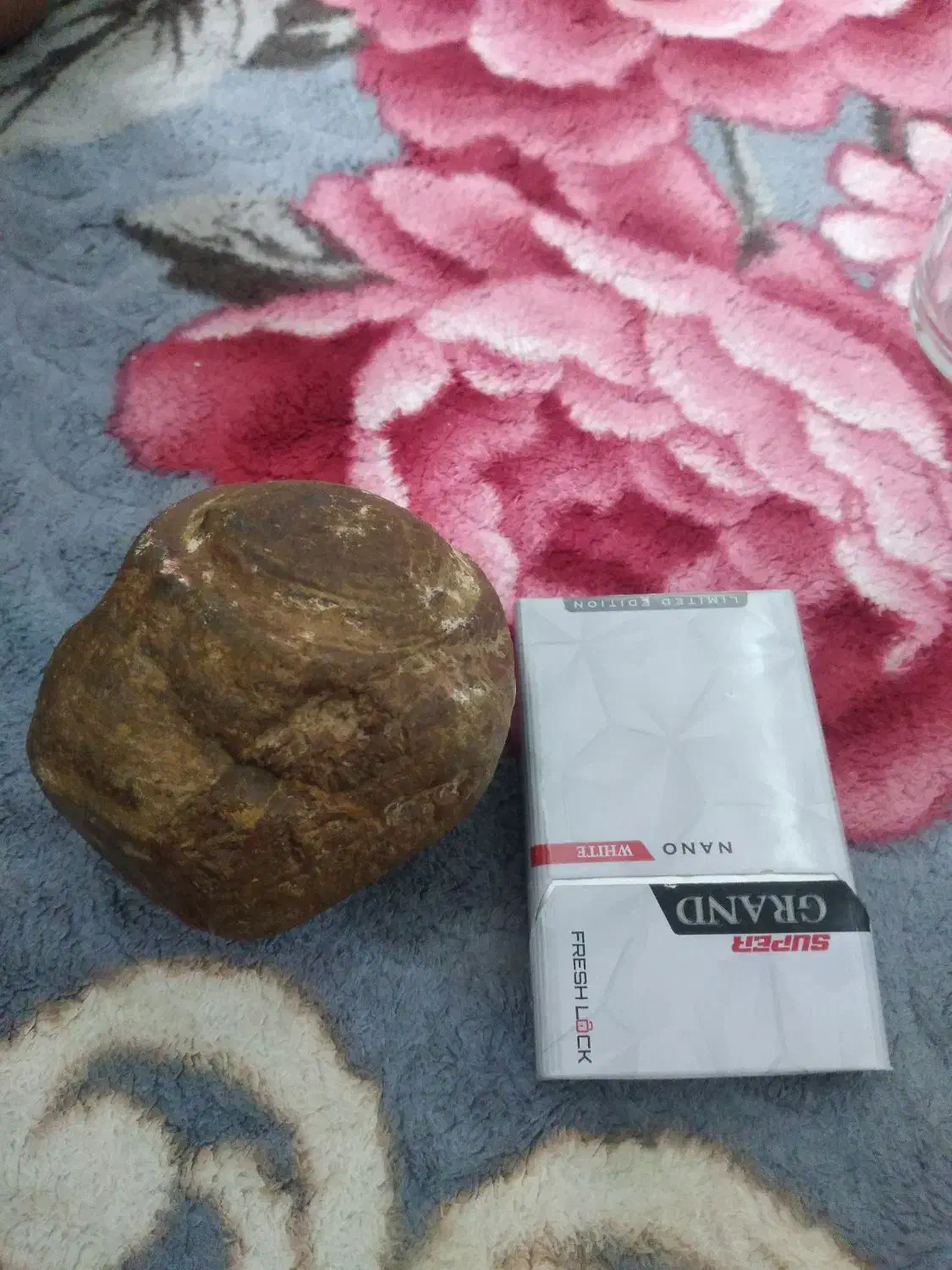 سنگ سنگین|اشیا|چگنی, |دیوار