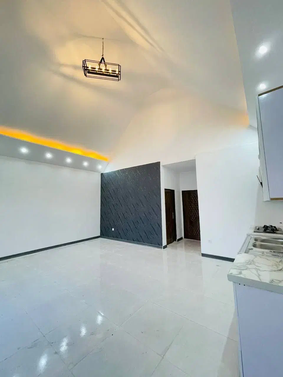 ویلا همکف دوخوابه ۲۰۰ متری کلیدنخورده مهندسی ساز|فروش خانه و ویلا|چابکسر, |دیوار