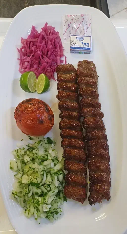 کباب زن کوبیده زن آشپز هستم|استخدام خدمات فروشگاه و رستوران|لنگرود, |دیوار