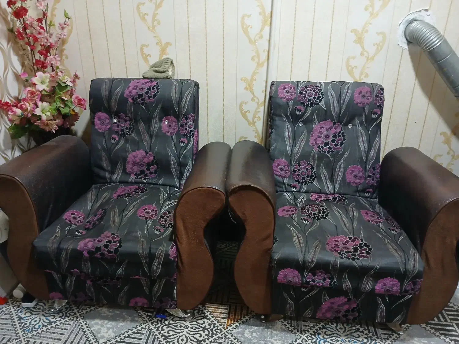 مبل|مبلمان خانگی و میز عسلی|رشت, دروازه لاکان|دیوار