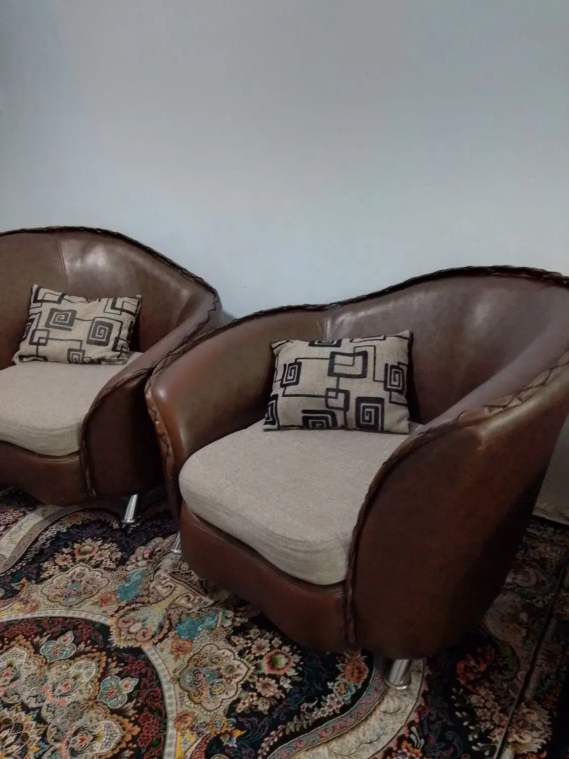 مبل هفت نفره در حد نو|مبلمان خانگی و میز عسلی|شهریار, شهرک بهاران (ویره)|دیوار