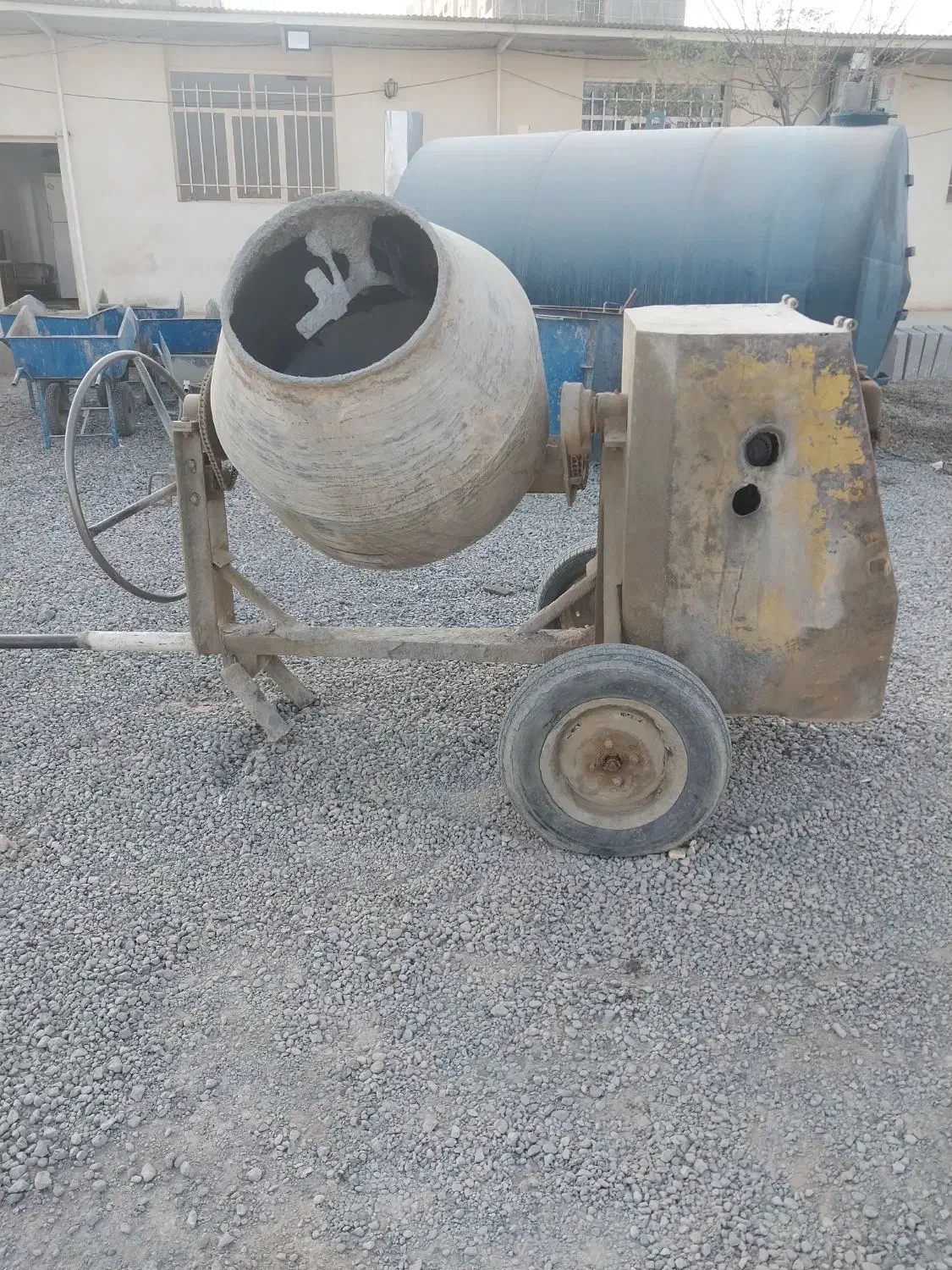 فروش یا واگذاری مجموعه کامل بلوک زنی|مصالح و تجهیزات ساختمان|شاهین‌شهر, ۹ دی|دیوار