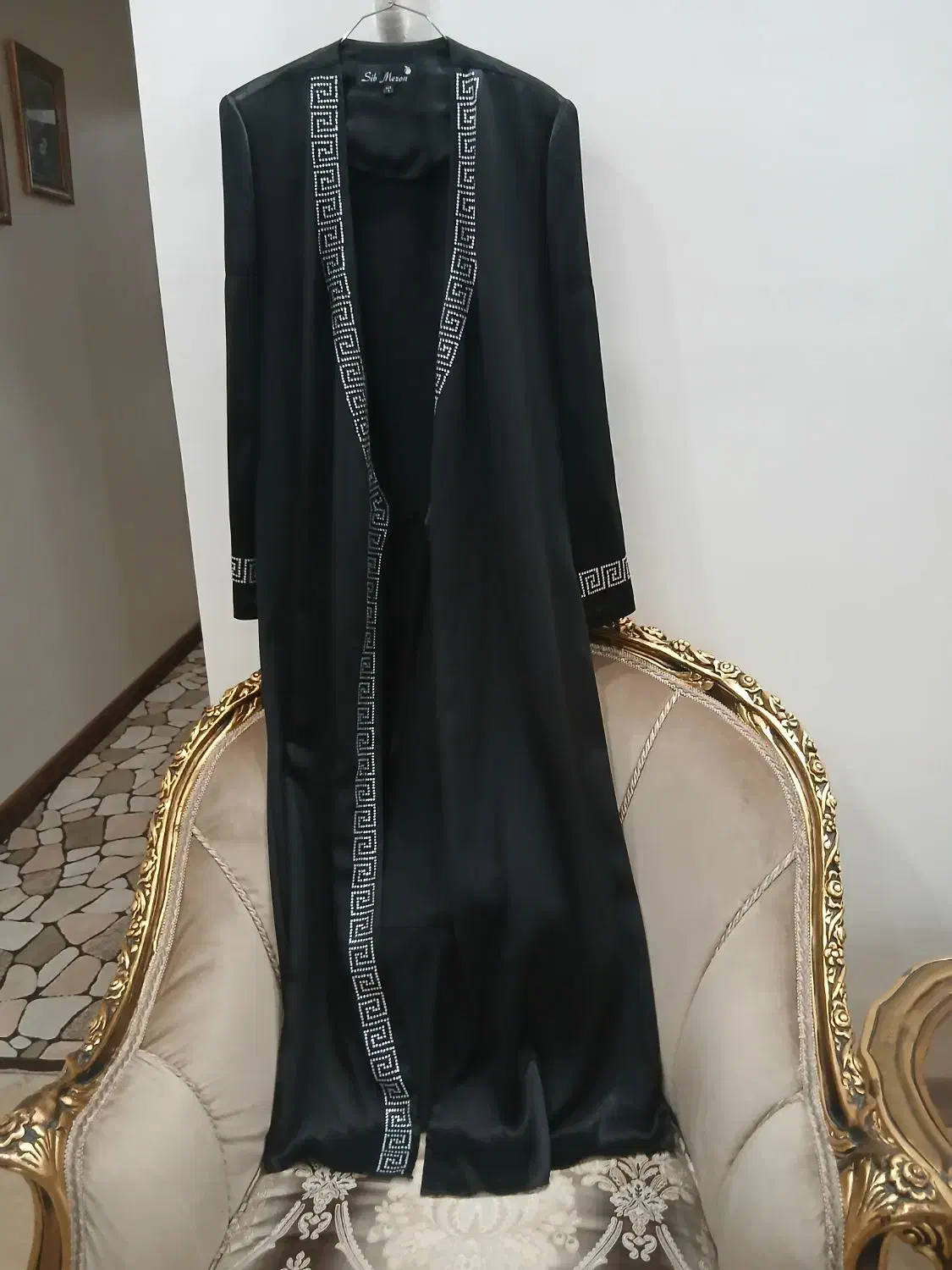 مانتو|لباس|تهران, وردآورد|دیوار
