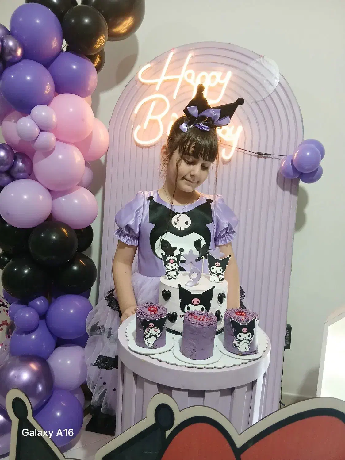 لباس کرومی|لباس|کرج, چمران|دیوار