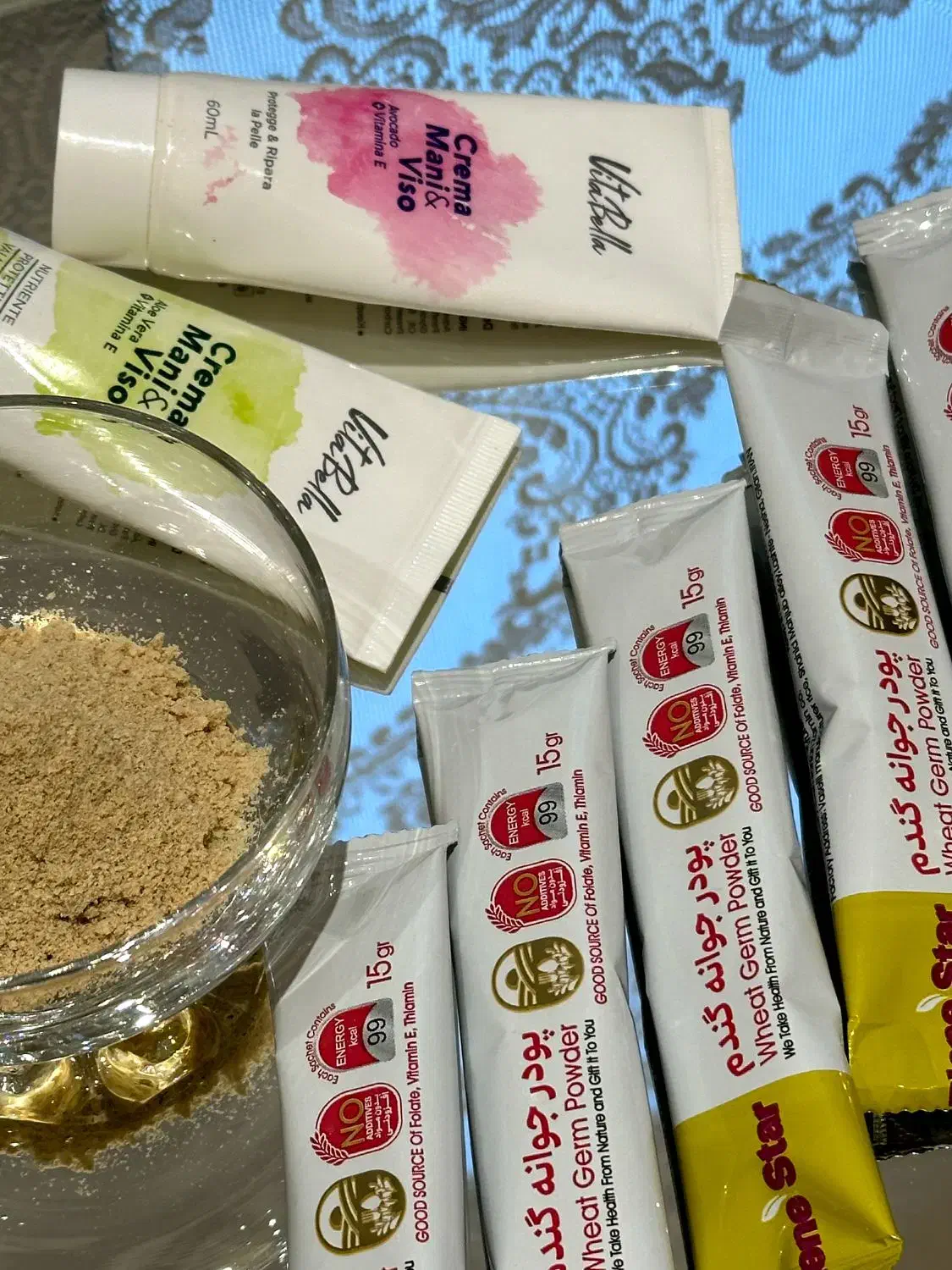 پک تپلی صورت به صورت طبیعی|خوردنی و آشامیدنی|فیرورق, |دیوار