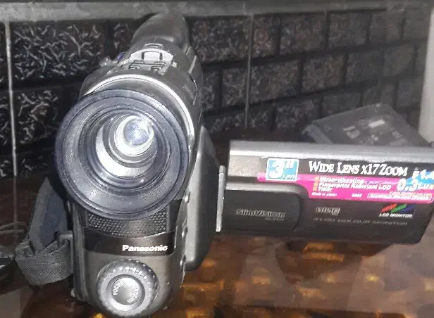 دوربین فیلمبرداری پاناسونیک ژاپنی اصل|دوربین عکاسی و فیلم‌برداری|آبادان, |دیوار