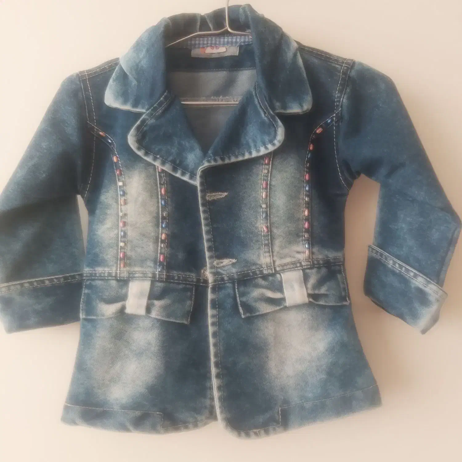 کت لی ابی خوش رنگ|لباس|اصفهان, شاه پسند|دیوار