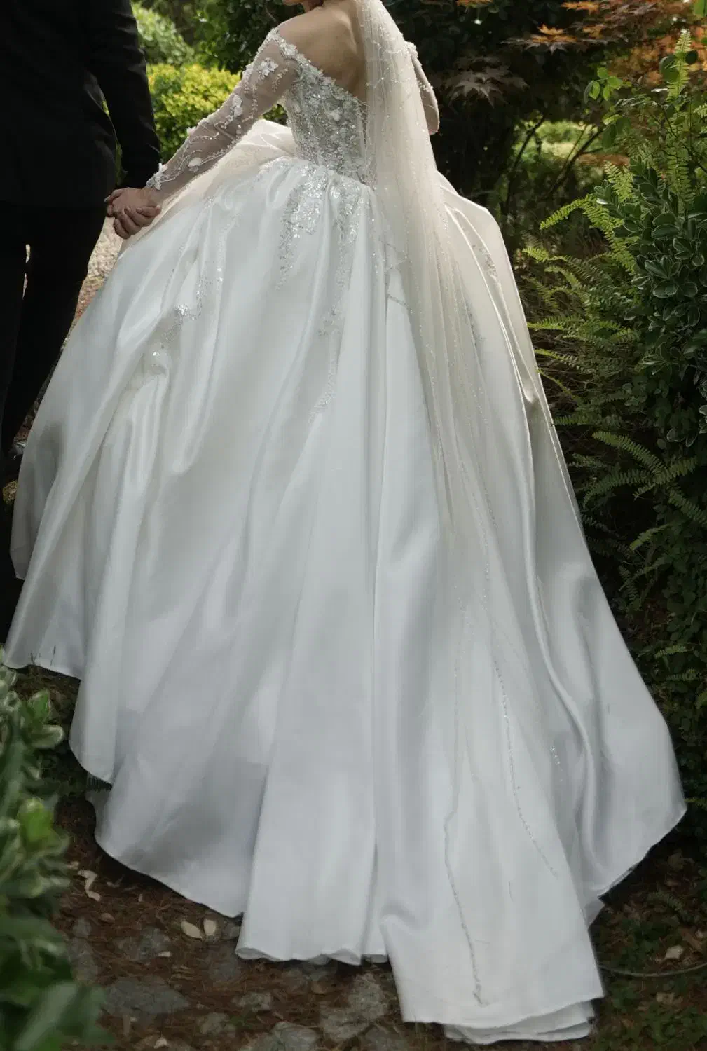 لباس عروس کاملا نو ترند|لباس|رشت, لاکان شهر|دیوار