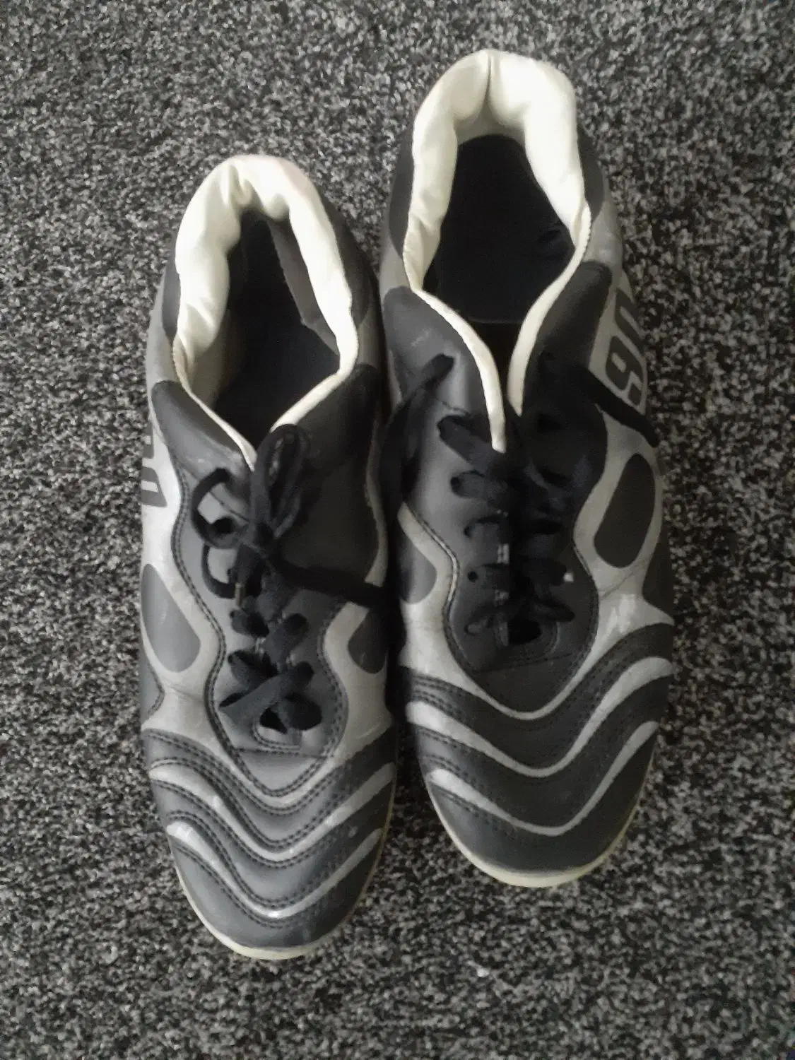 کفش چمن|کیف، کفش، کمربند|بانه, |دیوار