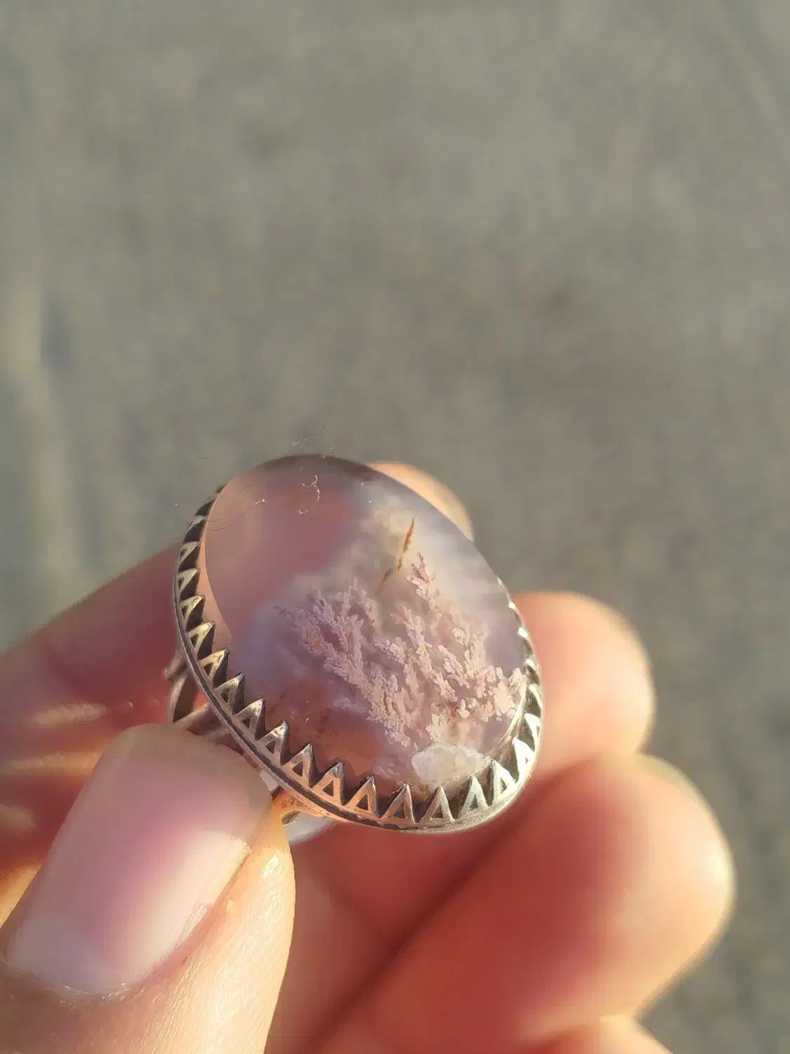 انگشتر نقره عقیق سوسنی شجر تک درخت فردوس|جواهرات|اصفهان, بوستان ناژوان|دیوار