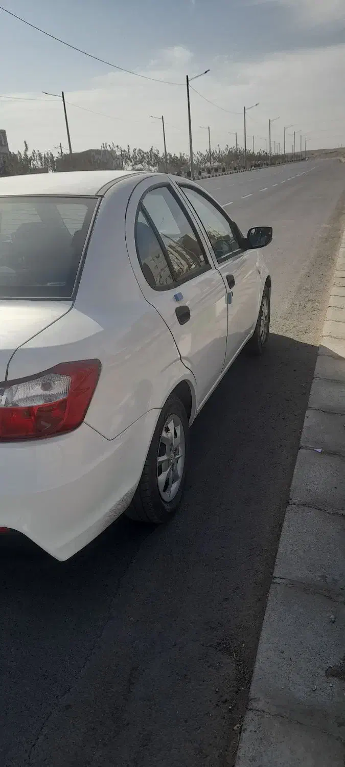 ساینا اس ۸۵ گانه دنده ای ۱۴۰۴|خودرو سواری و وانت|سبزوار, امیر کبیر|دیوار