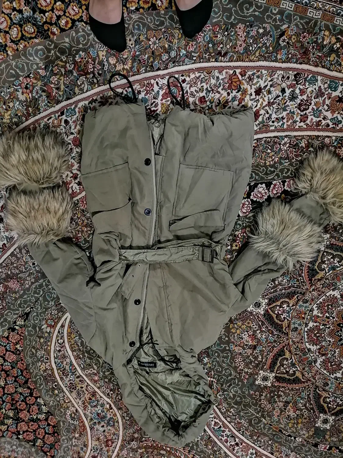 سه عدد پالتو در حد نو یکیش ک اصلا استفاده نشده|لباس|شهریار, ابراهیم‌آباد|دیوار