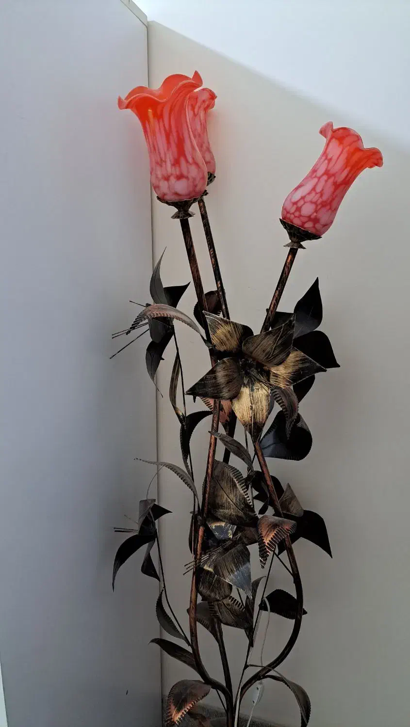 آباژور فلزی|چراغ خواب و آباژور|صدرا-فارس, فاز ۱|دیوار