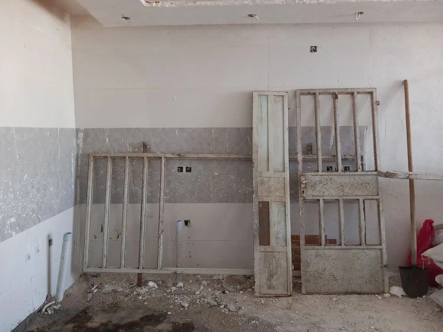 درب آهنی|مصالح و تجهیزات ساختمان|اهواز, کوی فرهنگیان ۱|دیوار