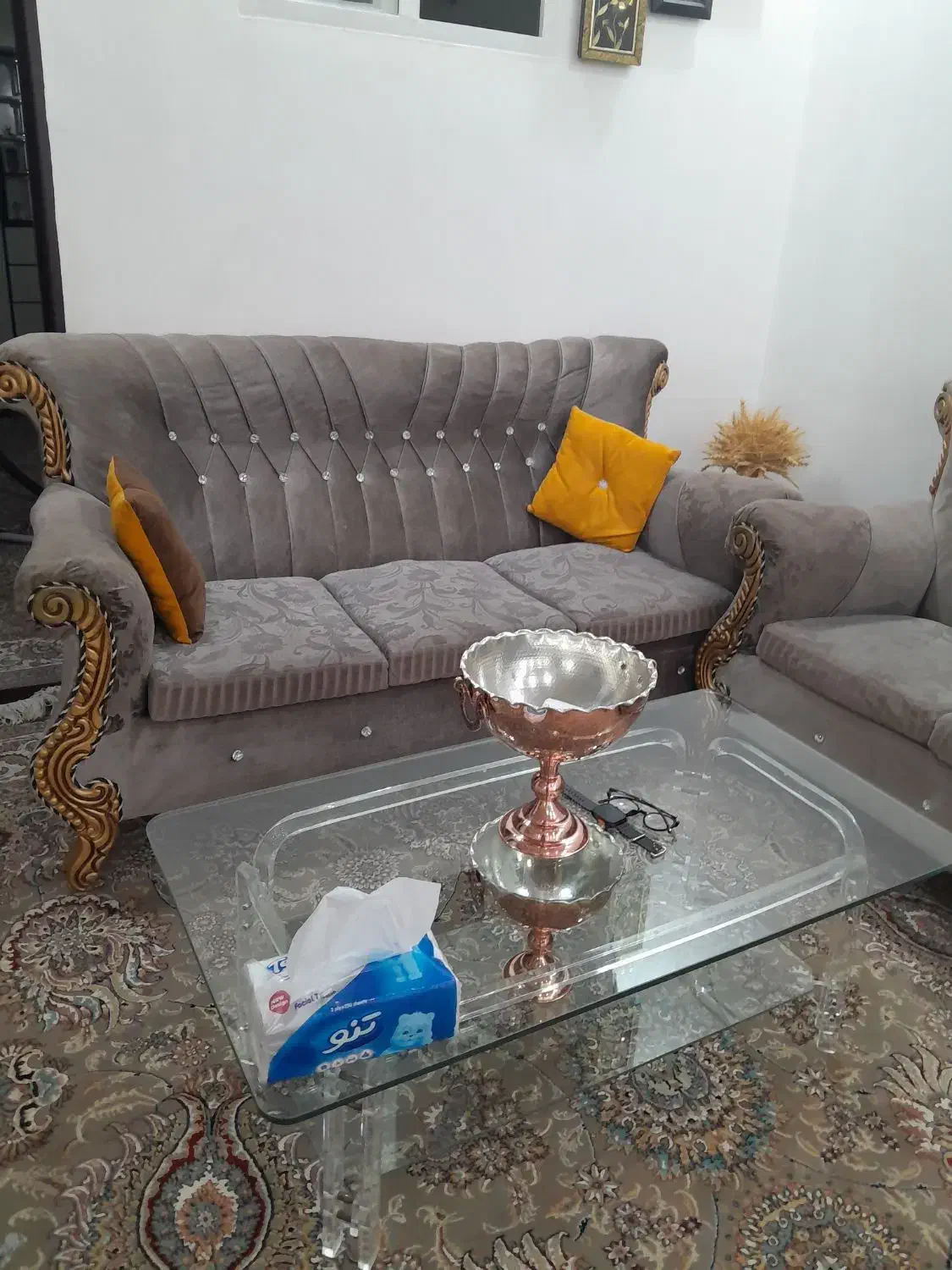 یه دست مبل هفت نفره|مبلمان خانگی و میز عسلی|کوهدشت, |دیوار