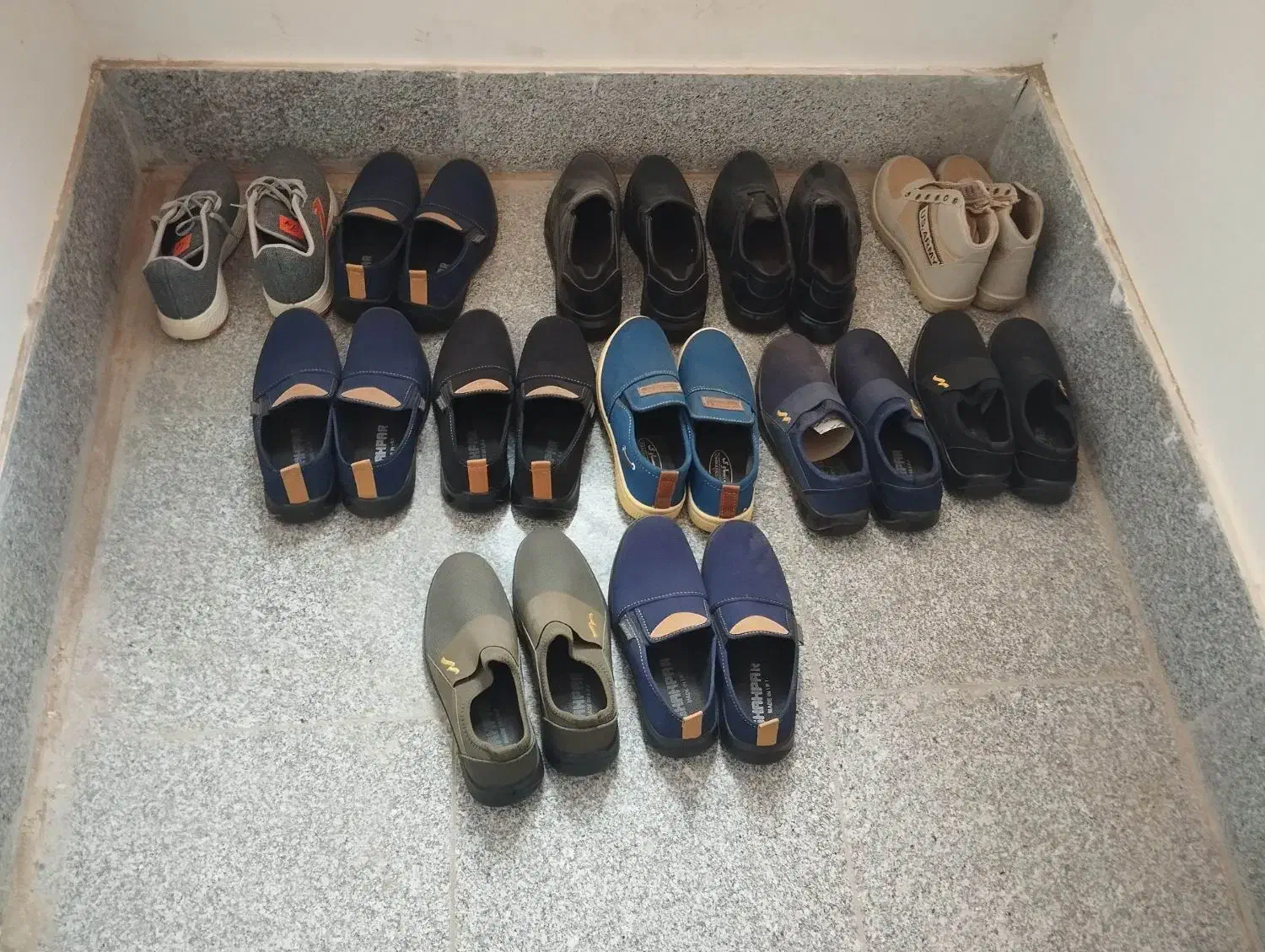 کفش طبی|کیف، کفش، کمربند|گناباد, |دیوار