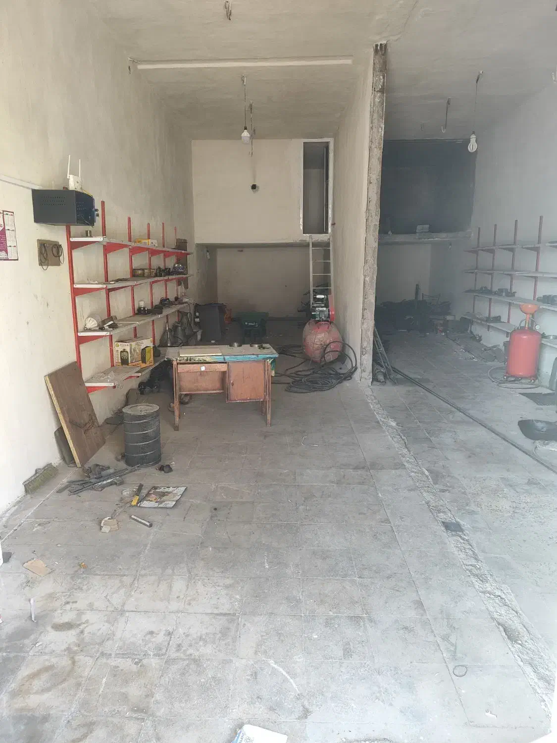 اجاره دو دهنه مغازه مناسب واسه تعویض روغنی|اجارهٔ مغازه و غرفه|داراب, |دیوار