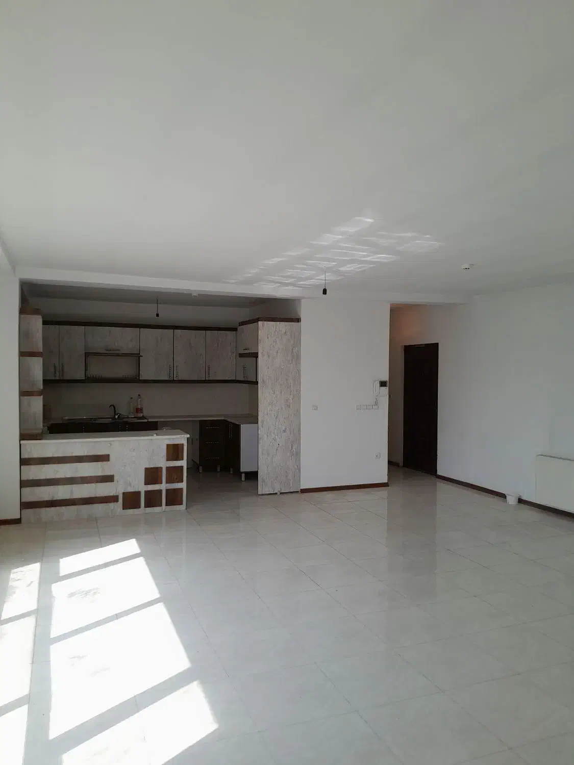 آپارتمان ۱۳۰متری پارکینگ اختصاصی|اجارهٔ آپارتمان|محمدشهر, محمدشهر|دیوار