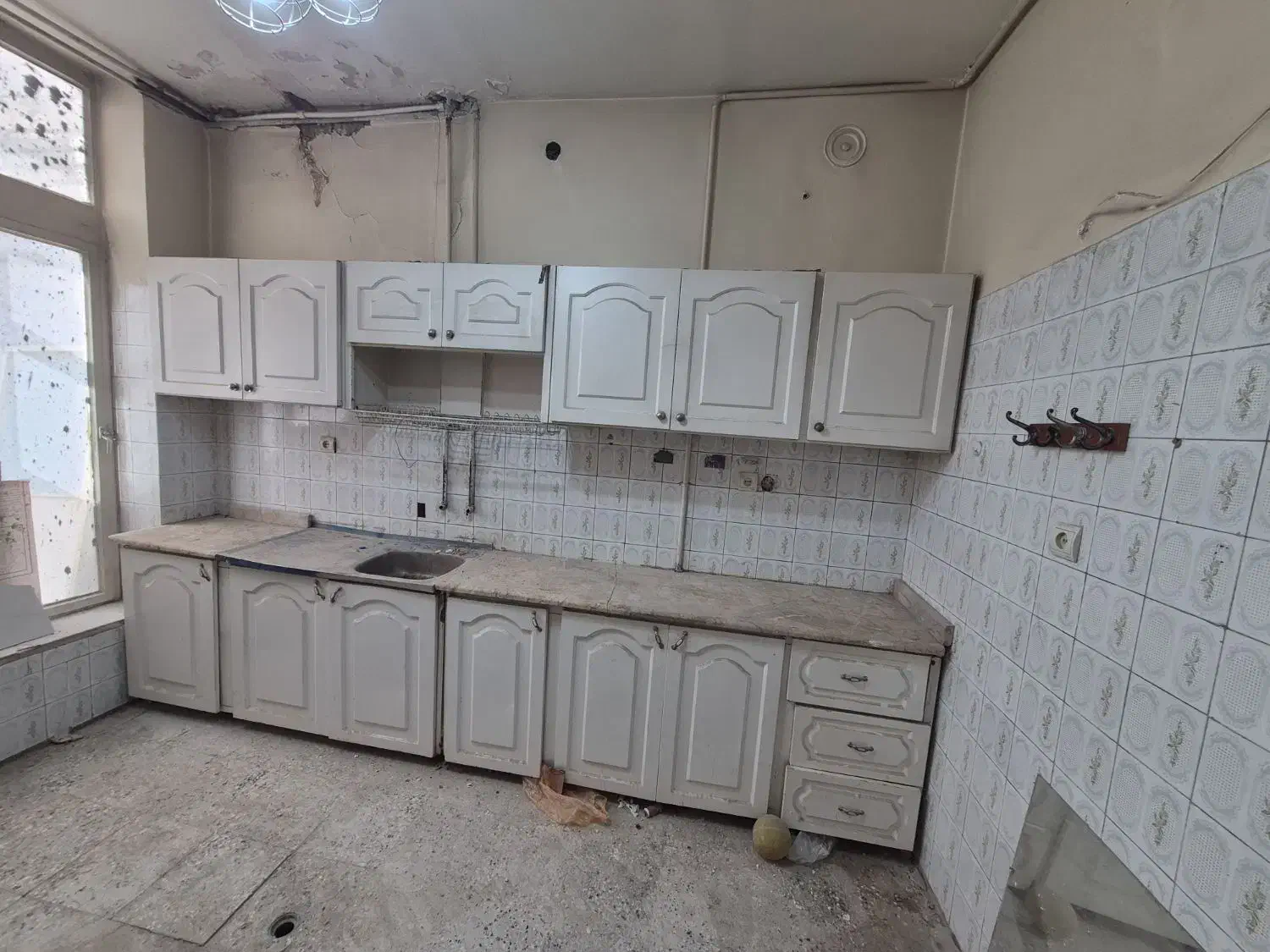 کابینت فلزی دست دوم|مصالح و تجهیزات ساختمان|مشهد, کوشش|دیوار