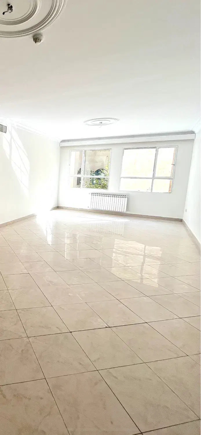 اجاره آپارتمان پاسداران۱۱۰متر/۲خواب/سالن جیم/جکوزی