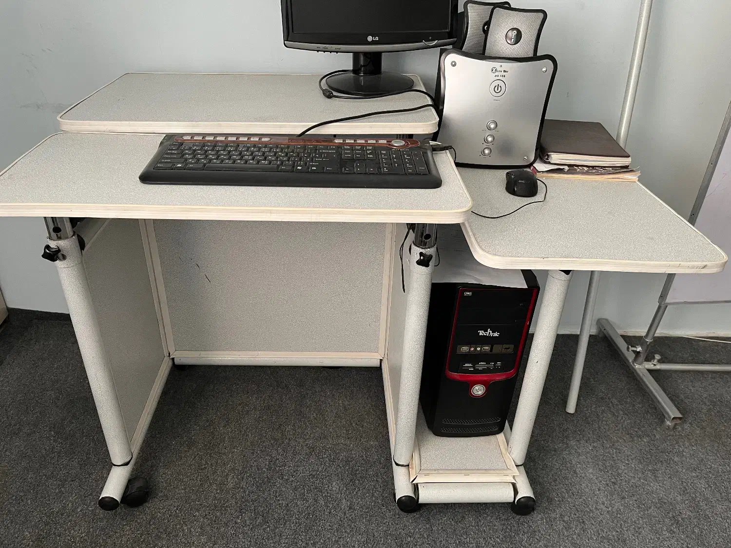 میز کامپیوتر|میز تحریر و کامپیوتر|ارومیه, |دیوار