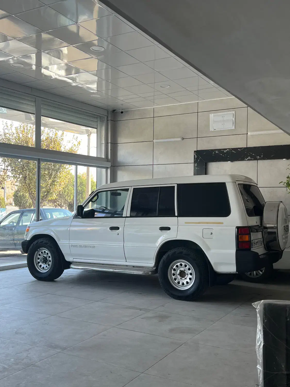 پاژیرو در حد|خودرو سواری و وانت|تهران, دکتر هوشیار|دیوار