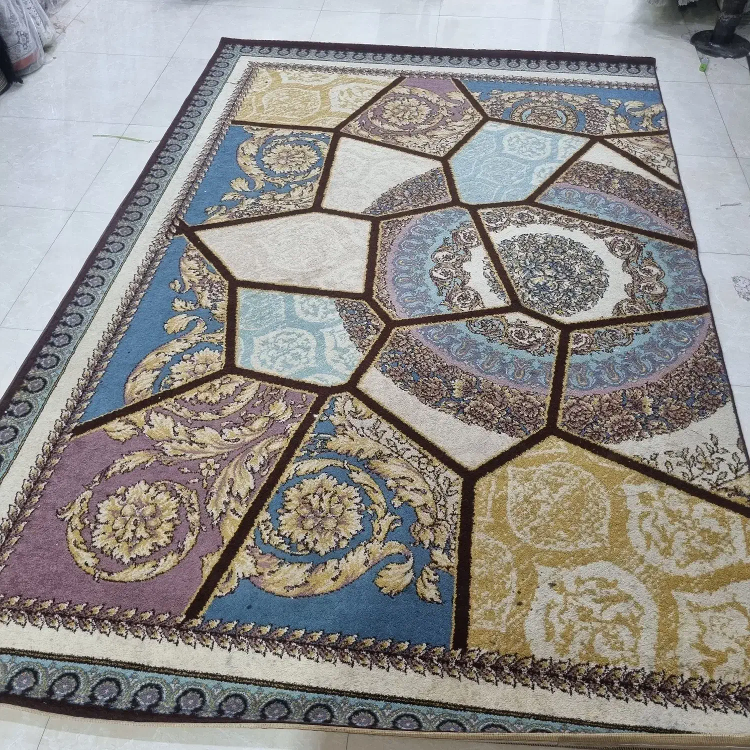 تعدادی فرش۶.متری.کارکرده|فرش|محمدشهر, همایون ویلا|دیوار