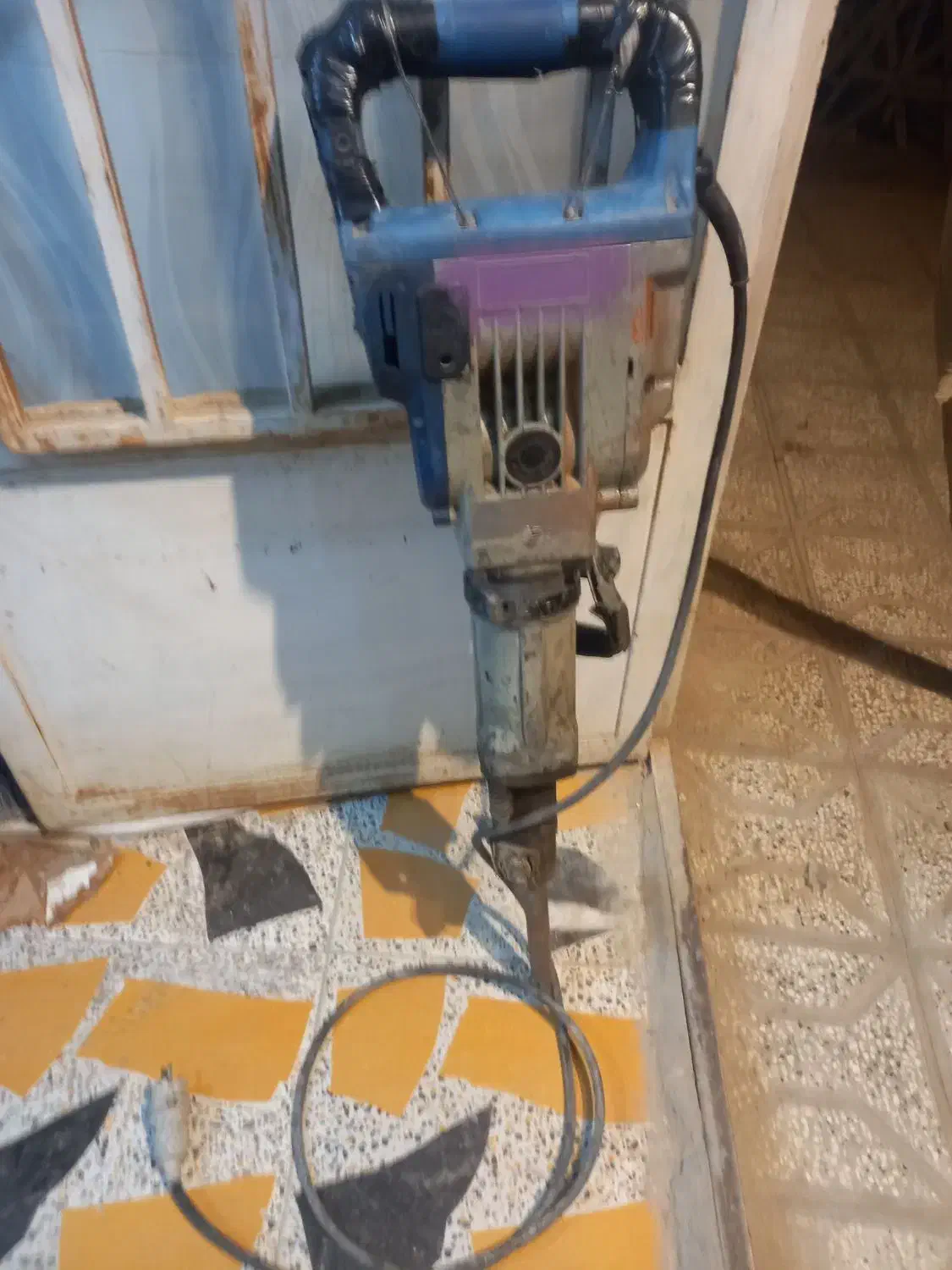 پیکور .هیلتی.چکش تخریب ۲۰ کیلویی|ابزارآلات|تربت‌حیدریه, جانبازان|دیوار