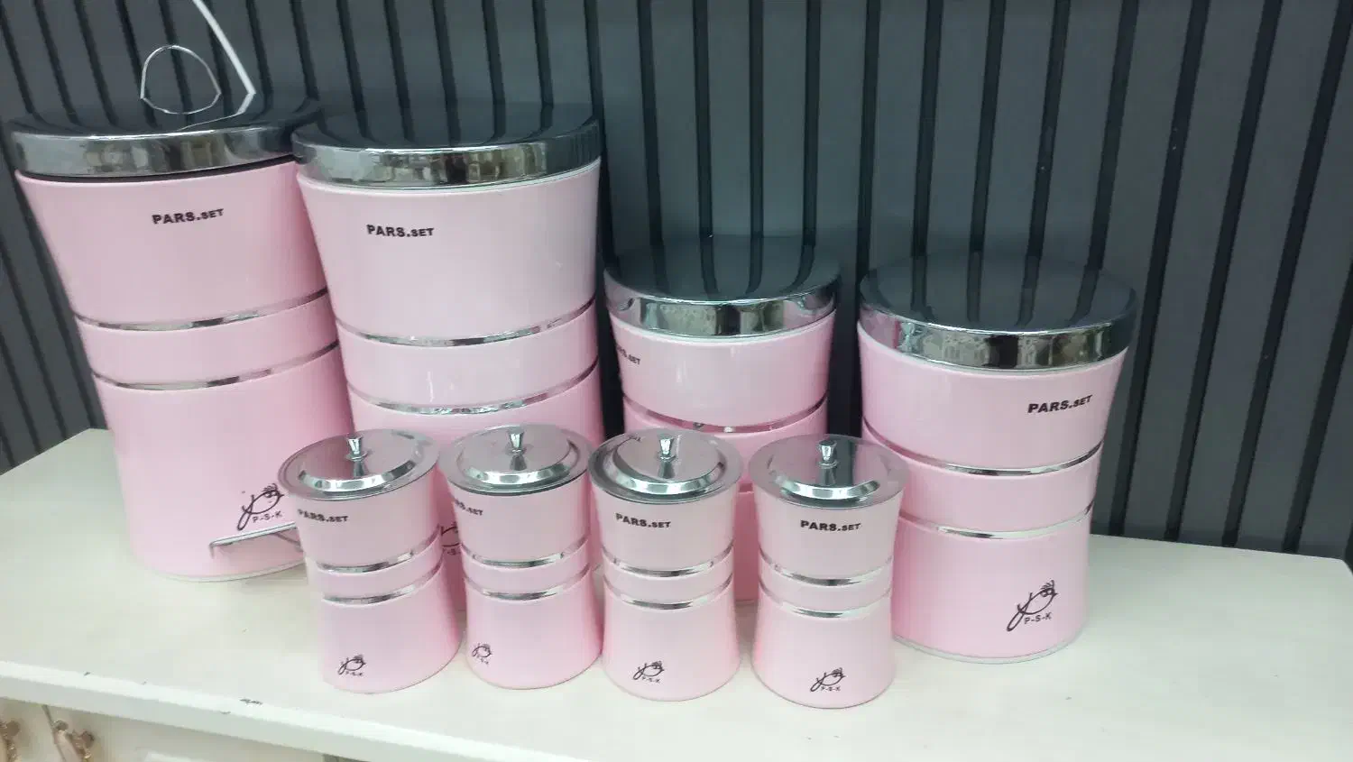 سرویس اورانوس نو|ظروف نگهدارنده، پلاستیکی، یک‌بارمصرف|مشهد, سرافرازان|دیوار