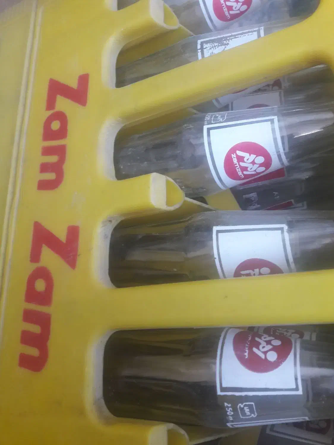 جعبه نوشابه زمزم|خوردنی و آشامیدنی|سرپل ذهاب, |دیوار