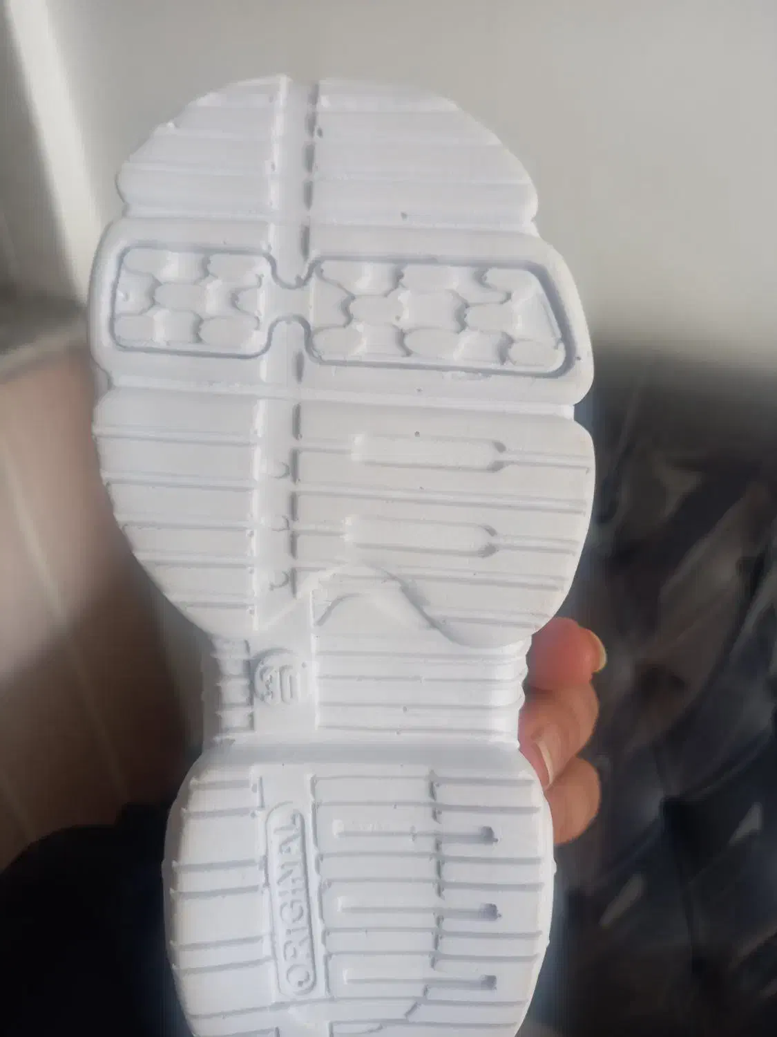 کفش دخترانه چراغ دار سایز ۳۰ نونو|کیف، کفش، کمربند|فولادشهر, مسکن مهر فولادشهر|دیوار