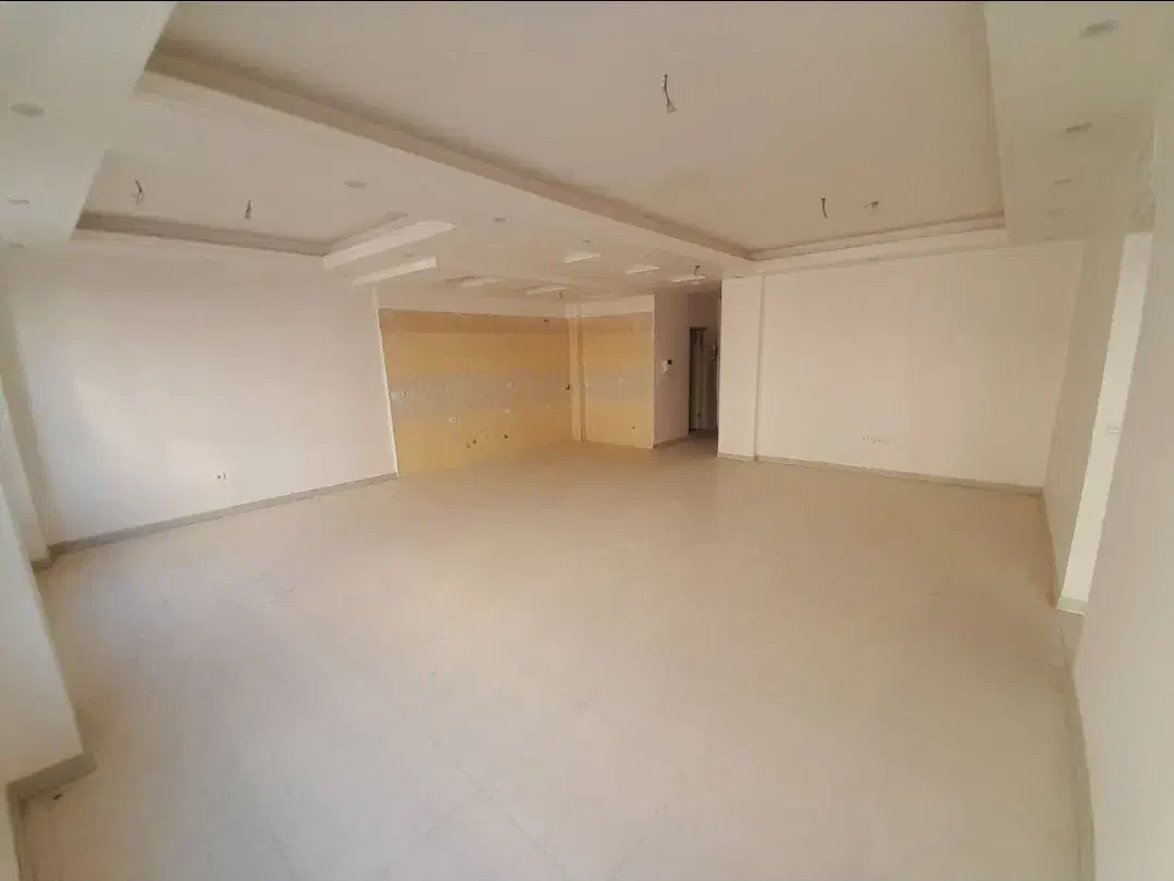 ۱۰۰ متر دو خوابه نوساز فول امکانات