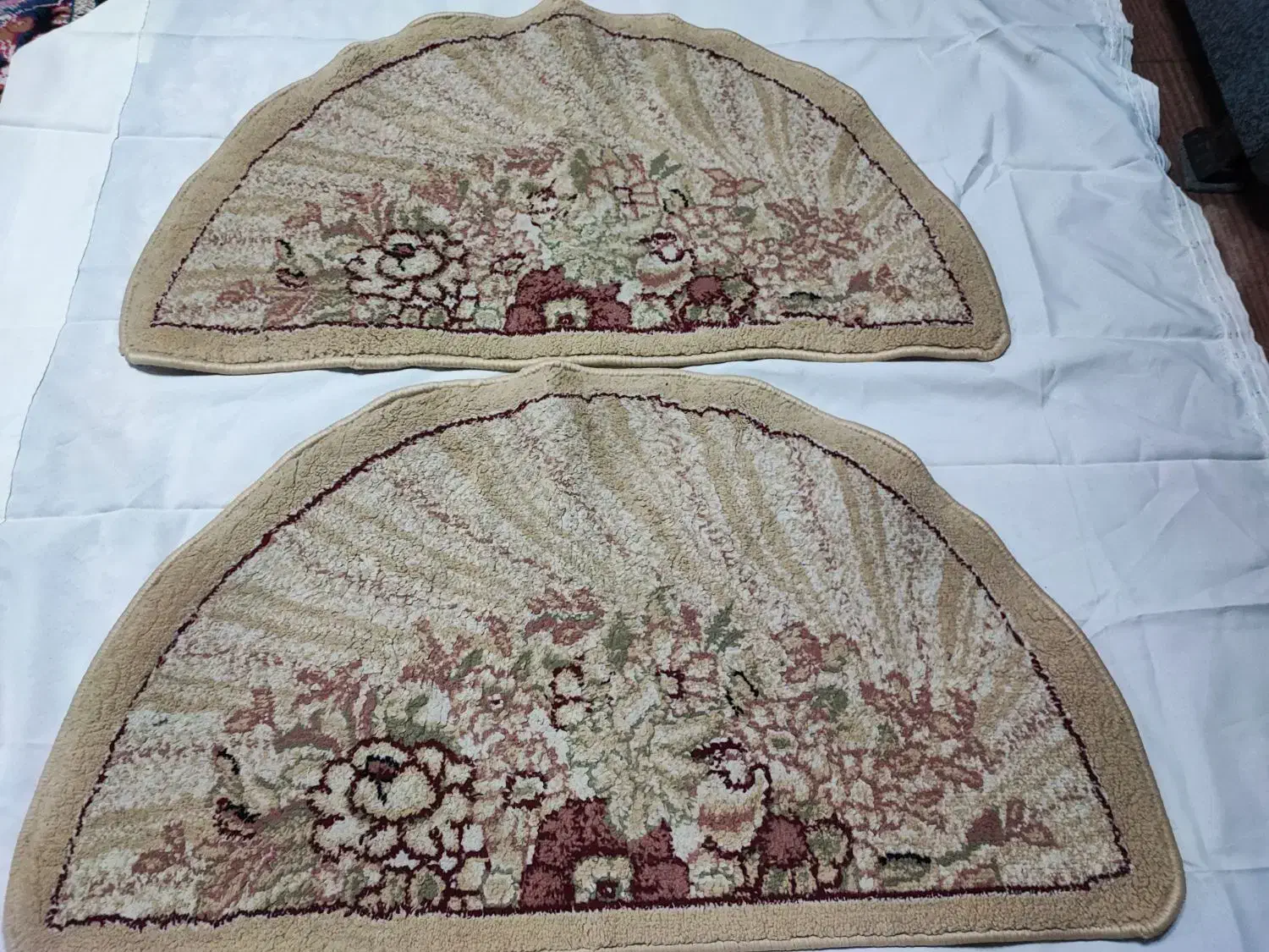 دوعدد پادری|پادری|گرگان, |دیوار