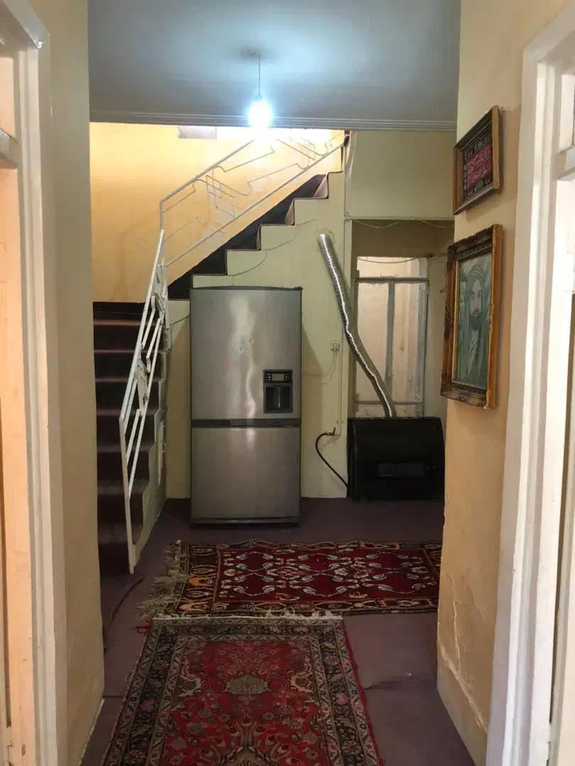 منزل پارکینگ دار مرکزشهر با کمترین قیمت|اجارهٔ کوتاه‌مدت آپارتمان و سوئیت|شیراز, بعثت|دیوار