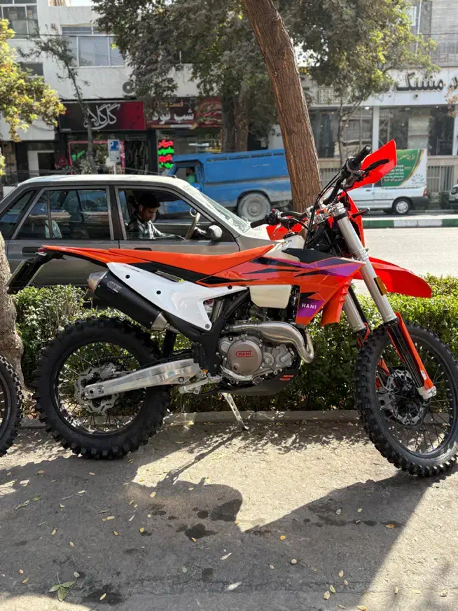 تریل هانی رادیات آب طرح کی تی ام ۲۵۰ خشک مدل ۱۴۰۴|موتورسیکلت|مشهد, سناباد|دیوار