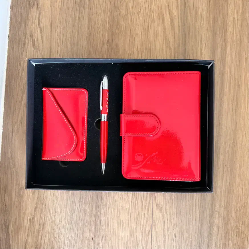 دفترچه و خودکار و کیف|لوازم التحریر|اصفهان, کوی شهید کشوری|دیوار