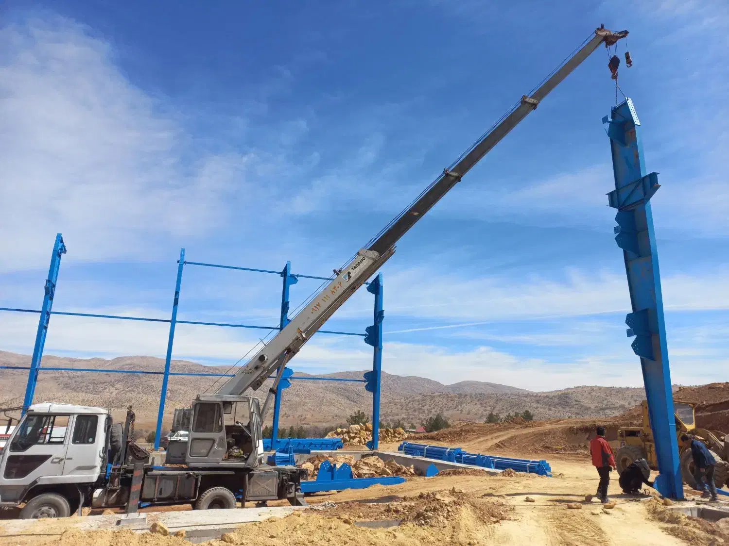 خدمات جرثقیل (7.20.25) تن|خدمات حمل و نقل|شیراز, شهرک امیر کبیر|دیوار