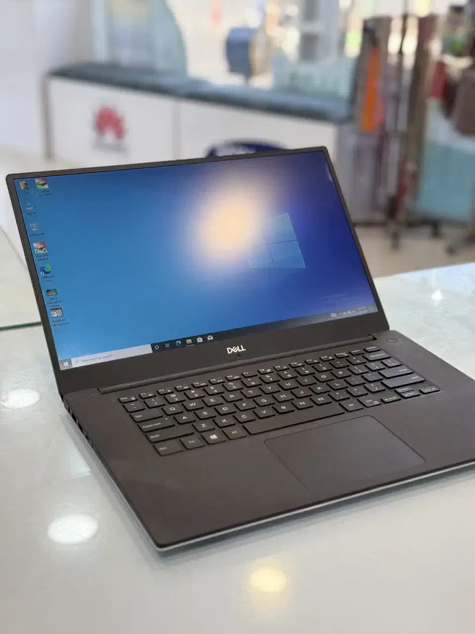 ۴ گیگ گرافیک مجزا دل آمریکایی زیبا وقدرتمندده تومن|رایانه همراه|قم, صفائیه|دیوار