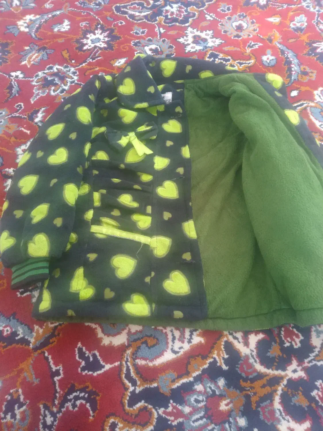 کت نو ۳۰۰۰۰۰تومان کفش در حد نو ۳۰۰۰۰۰تومان|کفش و لباس بچه|شال, |دیوار