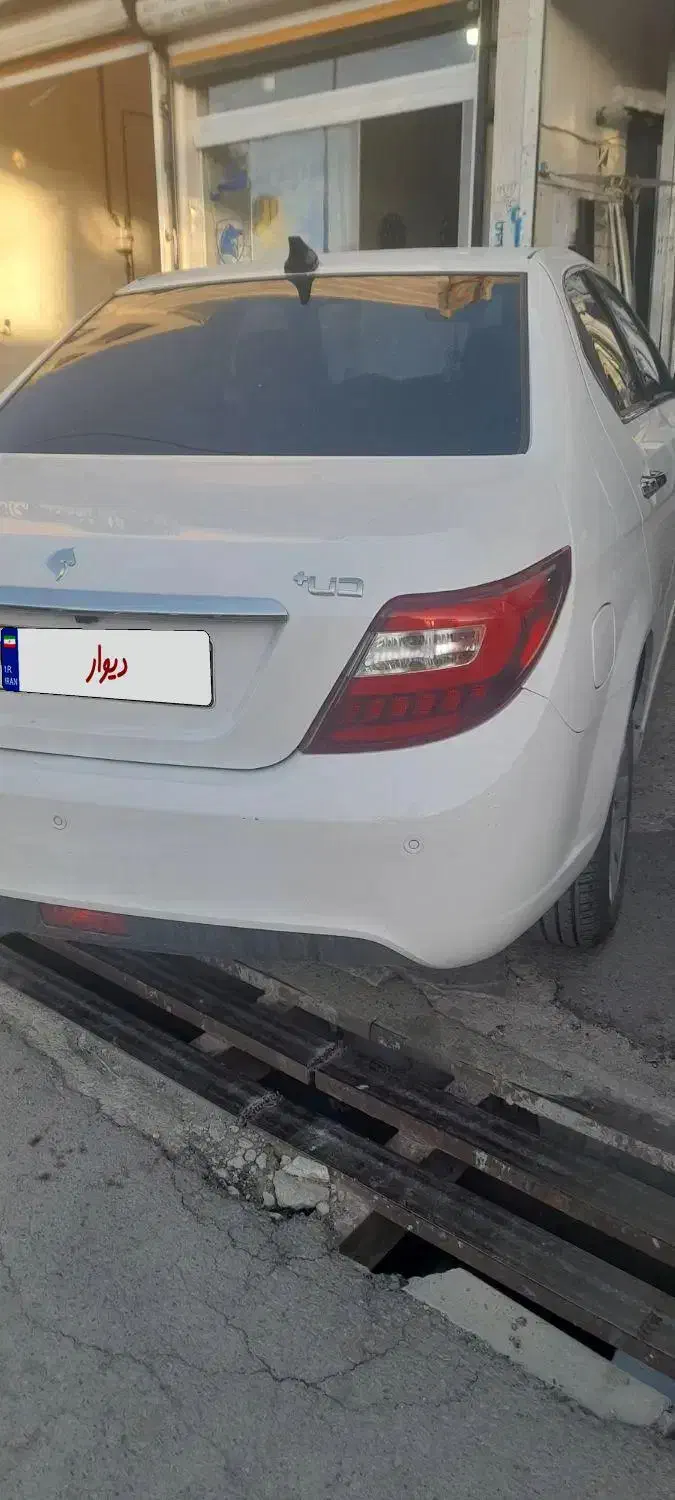 دنا پلاس 403|خودرو سواری و وانت|بروجرد, |دیوار