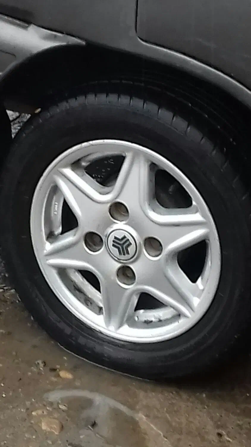 رینگ 141|قطعات یدکی و لوازم جانبی|رشت, جانبازان|دیوار