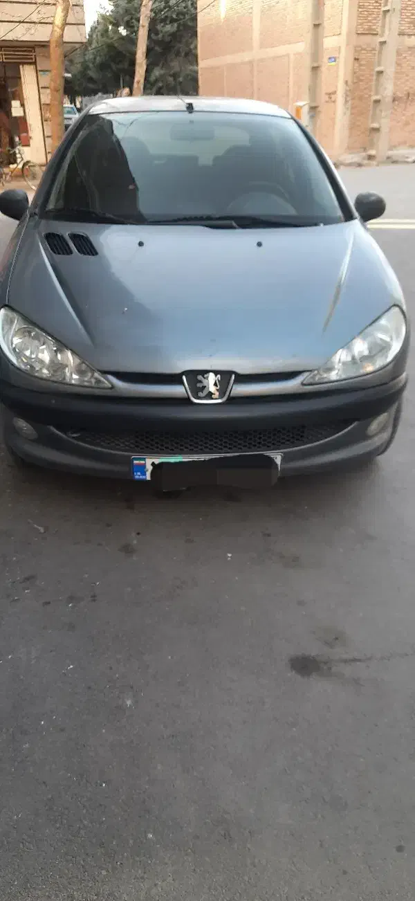 پژو ۲۰۶|خودرو سواری و وانت|بروجرد, |دیوار