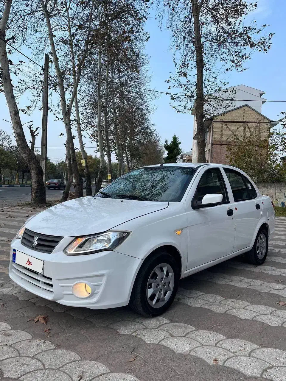 ساینا مدل98مشابه صفر|خودرو سواری و وانت|رشت, نامجو|دیوار