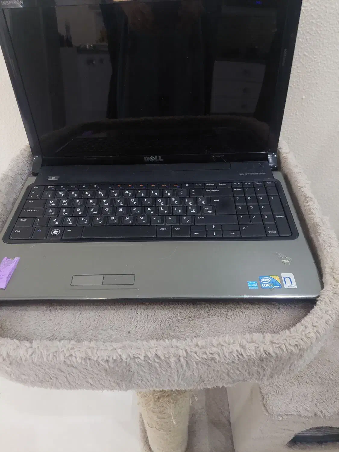 لپ تاپ|رایانه همراه|شاهینشهر, عطار|دیوار