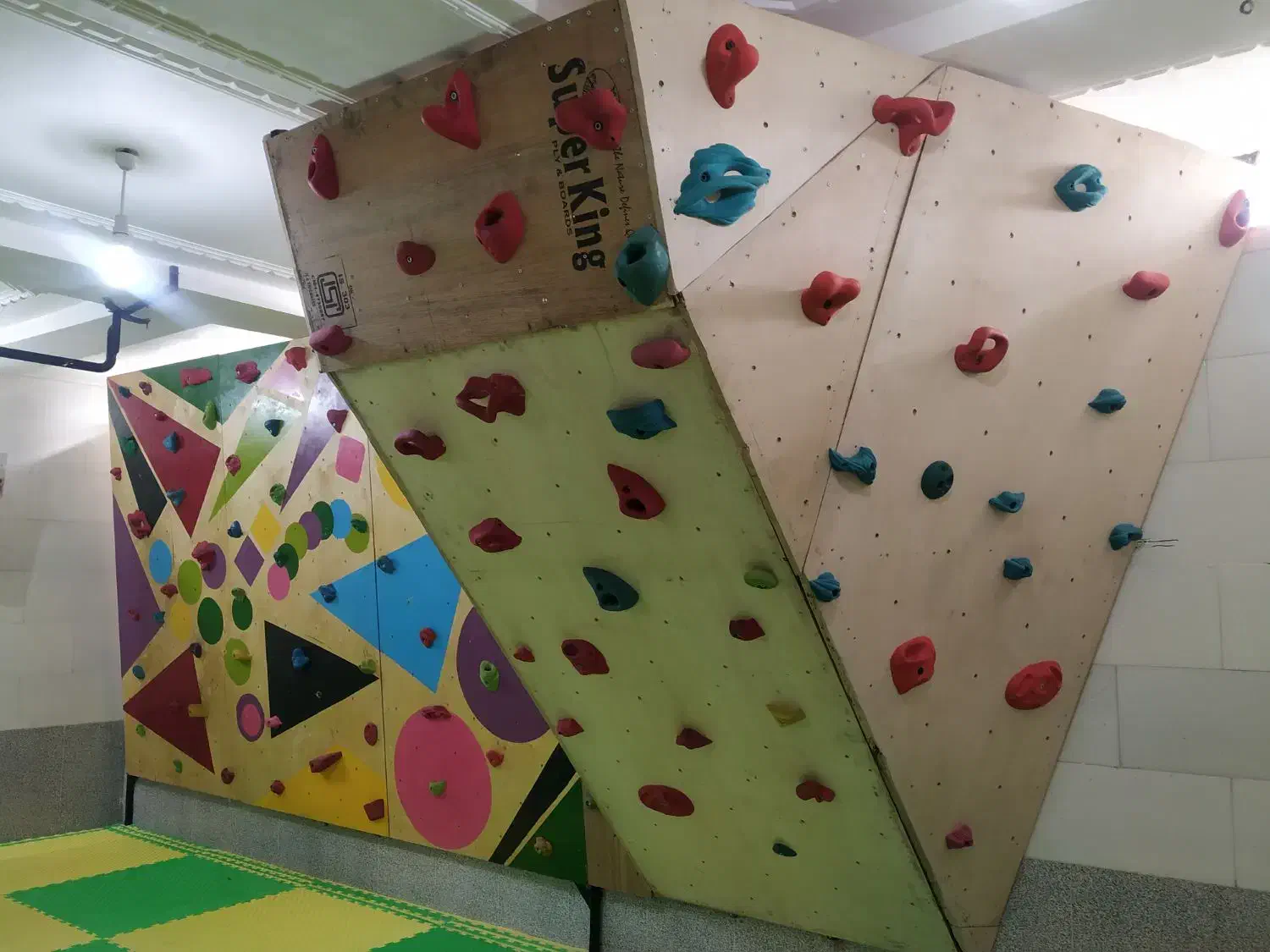 دیواره کوهنوردی،سنگنوردی سالنی|تجهیزات ورزشی|شیراز, آزادگان|دیوار